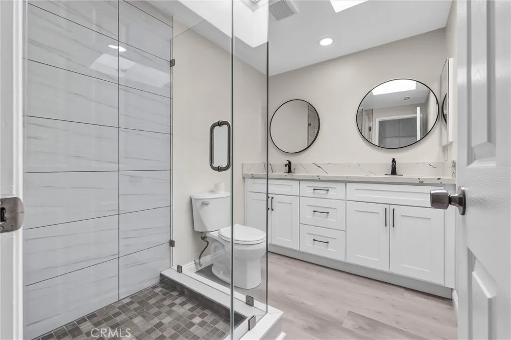 230 N Nicholson Avenue C, Monterey Park, California 91755 home-pic-2